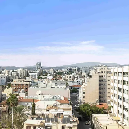 Phaedrus Living: Seaside Residences 05 Apartamento Limassol