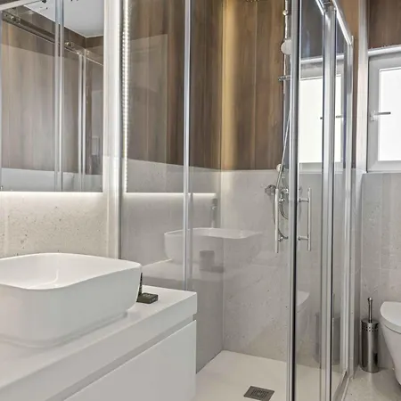 Phaedrus Living: Seaside Residences 05 Apartamento *